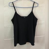 ราคา uniqlo เสื้อสายเดี่ยวสีดำ (6675687677)