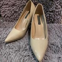 ราคา ‼️ไอเท็มลูกคุณ‼️ รองเท้าคัชชูหนังแก้ว หรูหราหมาเห่า (6515440467)