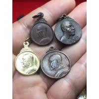 ราคา ชุดหลวงปู่ฝั้น อาจาโร (28790118140)