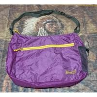 ราคา กระเป๋าสะพาย Coleman สภาพมากกว่า 85% (12316880680)