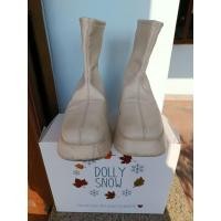 ราคา รองเท้าบูทสีขาวหนังพียูด้านในบุขน มือ2 ขายตามสภาพขนาด39 (52254412307)