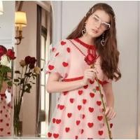 ราคา ชุดเดรสสั้นปักหัวใจ มือ 2 size s ป้าย Widelia@real (24746325635)