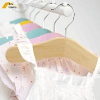 ราคา [Vaveren] ไม้แขวนเสื้อไม้เด็ก สูทวินเทจ (45351761948)