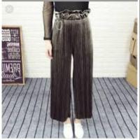 ราคา กางเกงกำมะหยี่อัดพลีท สีเทาเข้ม ยางยืดฟรีไซต์ ไม่มีห่วง (1386202541)