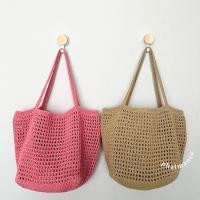 ราคา pmncrochet : กระเป๋าถักสะพายไหล่ ลายตาข่าย ทรงสี่เหลี่ยมคางหมู ️พร้อมส่ง️ (22671905119)