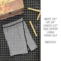 ราคา กระโปรงทรงสอบไหมพรมสีเทา (23143435499)