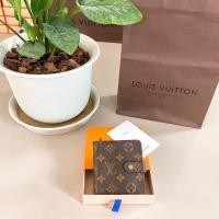 ราคา LV Zippy compact มือสองของแท้ค่ะ (15400128274)
