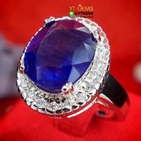 ราคา แหวนไพลิน ล้อมเพชร แหวนเงินแท้ 92.5% ชุบทองคำขาว ประดับ พลอยไพลินแท้ ตกแต่ง เพชรSwiss หน้าแหวน 1.7 (27123004224)