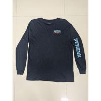 ราคา เสื้อยืดแขนยาวมือสอง Quiksilver ไซส์ L อก 44 นิ้ว ยาว 29.5 นิ้ว (52652705179)