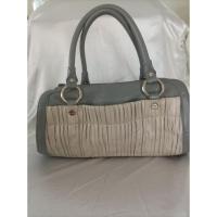 ราคา กระเป๋าถือ Balenciaga ทรงหมอนมือสอง (26320657670)