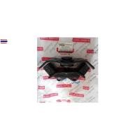 ราคา ยางแท่นเกียร แท้ ศูนย์ มิตซู สตราด้า Starda สตาด้า 4D56 เครื่อง 2500 2.5 STRADA ยางแท่นเกียร์ ยาง แท่น เกียร์ (26392987844)