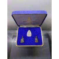 ราคา พระไพรีพินาศ 80 พรรษา ญสส มูลนิธิชมรมธนาคาร ภาคเหนือ จัดสร้าง เนื้อเงินและนวโลหะ วัดบวรนิเวศวิหาร ปี2536 พร้อมกล่องเดิม (28819284733)