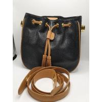 ราคา Pierre Cardin Crossbody Bag (25982611066)