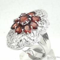 ราคา SKJewelryFactory แหวนเงินแท้ 92.5% ฝังพลอยโกเมนแท้ ER01134-GAN (4462376066)