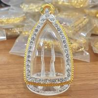 ราคา กรอบพระ หลวงปู่ทวด เนื้อว่าน หรือพระที่มีขนาดใกล้เคียง ภายใน2.3*3.9cm ทองไมครอนติดเพชรCZ ชุบน้ำทอง 5Kเกรดดีที่สุดในตลาด (20624561685)