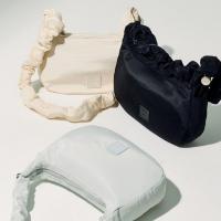 ราคา Jill BY JILLSTUART Eddy กระเป๋าสะพายข้าง ไนล่อน โลโก้แพทช์ สายปรับได้ / จากโซล, เกาหลี (22371754856)