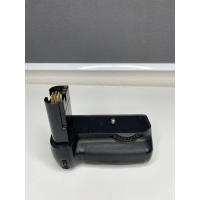 ราคา Nikon MB-D80 Battery Grip for nikon d80/d90 (8945426367)