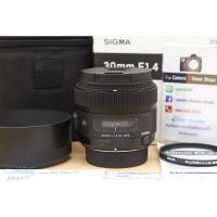 ราคา Lens SIGMA 30mm F1.4 DC HSM (for Nikon) สภาพสวยใหม่ อดีตศูนย์ ไร้ฝ้า รา อุปกรณ์ครบกล่อง (29459041095)