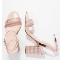 ราคา รองเท้า aldo ประดับเพชร สวยหรู(มือสอง ใส่ครั้งเดียว) (2645243125)