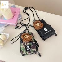 ราคา กระเป๋าใส่โทรศัพท์สะพายข้างลายพรางอินเทรนด์-ชุดจี้กระเป๋าใส่เหรียญการ์ตูนหมีสําหรับผู้ชายผู้หญิง (57604312182)