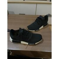 ราคา แท้ Adidas NMD R1 10us/44 (use) ของแท้ซื้อญี่ปุ่น นุ่มเท้ามาก พื้นเต็ม 99.9999% (56353503976)
