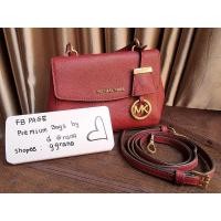 ราคา [Used] MICHAEL KORSAVA XS SAFFIANO LEATHER CROSSBODY (5496184756)