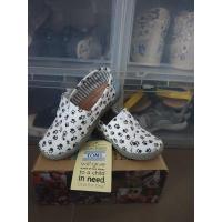 ราคา รองเท้าแบรนด์Tomsของแท้สภาพดีมาก (12429107678)