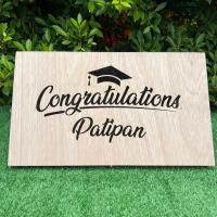 ราคา แผงล็อตเตอรี่ไม้ใส่เงิน ฟรีเลเซอร์อักษร ใส่แบงก์ได้ ธนบัตร ของขวัญรับปริญญา ของขวัญบัณฑิต ของขวัญวันเกิด (21487323260)