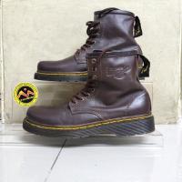 ราคา รองเท้า DR MARTENS มือสอง (26212090175)