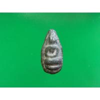 ราคา พระพิจิตร เม็ดข้าวเม่า แข้งหมอน ขนาด 1.3 ซม. กรุท่าฉนวน เนื้อชินเงิน หลังลายผ้า คราบฝ้ากรุ (261268) (45453866381)