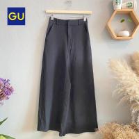 ราคา GU กางเกงผ้า ขายาว ทรงขากระบอกใหญ่ มือสอง แบรนด์ญี่ปุ่นแท้% Size S (เอว 24”) สีดำ สม็อคหลัง (22614794564)