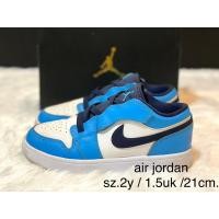ราคา ส่งต่อ รองเท้าเด็ก nike air jordan แท้ (21381991736)
