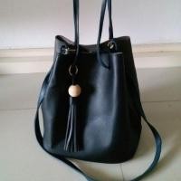 ราคา กระเป๋ามือสอง ทรงขนมจีบ ใบนี้น่ารักมากๆ (1571391637)