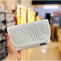 ราคา กระเป๋าสะพายข้าง Hobs กระเป๋า Hobs ขนาด 9 นิ้ว รุ่น Tiny ของแท้ (26010149598)