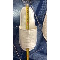 ราคา สลิปเปอร์ Slipper รองเท้าใส่ในบ้าน พื้นยาง หนานุ่ม (25873683093)