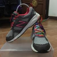 ราคา รองเท้ามือสอง new balance (661886679)