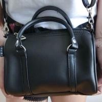 ราคา กระเป๋าriya ทรงหมอน (85570575)