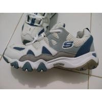 ราคา รองเท้าผ้าใบ skechers d'lites 2 มือสอง ส่งฟรีเคอร์รี่ (5006595483)