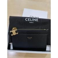 ราคา Celine card wallet triomphe charm แท้จากshop Paris สีดำ หนังเกรน (26974989100)