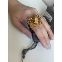 ราคา skull ring แหวน Alexander McQueen กะโหลกสีทองของแท้ (20362981158)