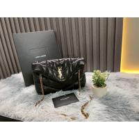 ราคา Used YSL LouLou Toy Puffer Mini (43118534156)