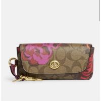 ราคา กล่องใส่แว่น Coach Sunglass Case In Signature Canvas With Jumbo Floral Print (22814797391)
