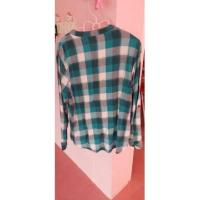 ราคา levi's แท้ เสื้อสก๊อต มือสอง สภาพนางฟ้าใหม่เหมือนออกช๊อป สภาพ 90%อก 40-42ของจริงใหม่กว่าในรูปนะคะ (13742354684)