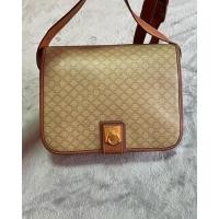 ราคา Celine vintage crossbody เซลีน ซีลีน วินเทจ ประเป๋ามือสอง แบรนด์เนม ของแท้ (17743136878)