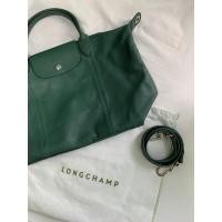 ราคา used like new Longchamp cuir หนังแกะ แท้ 1000000% size M สีเขียวเหนี่ยวทรัพย์ (12515380726)