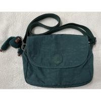 ราคา 9/ ด 9 Kipling Cayleen สี Winter Green มือสอง ของแท้ 550 ลดเหลือ 500 (22350619347)