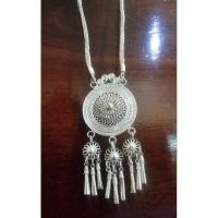 ราคา สร้อยคอกะไหล่เงิน​ ดอกพิกุลยกช่อ(งานเก่า)​ (25853475817)