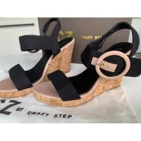 ราคา รองเท้า CRAZY STEP ส้นเตารีด เบอร์38 สูง 2.5 นิ้ว น้ำกนักเบา เดินง่าย (8405302177)