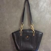 ราคา กระเป๋าสะพายข้าง MARWELL (1595402806)