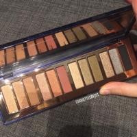 ราคา #พร้อมส่ง Charlotte Tilbury Starry Eyes To Hyponotise Eyeshadow Palette (6903678538)